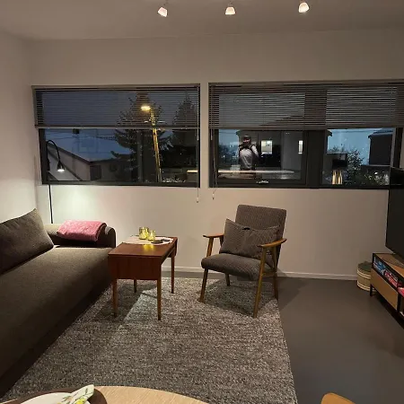 New With A View Near The City-center شقة ترومسو