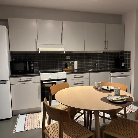 شقة New With A View Near The City-center *